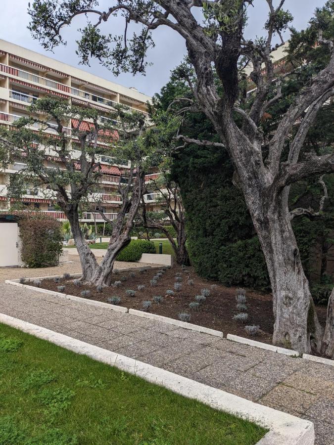 Eden Golfe Plages A Pieds Parking Prive Vallauris Luaran gambar